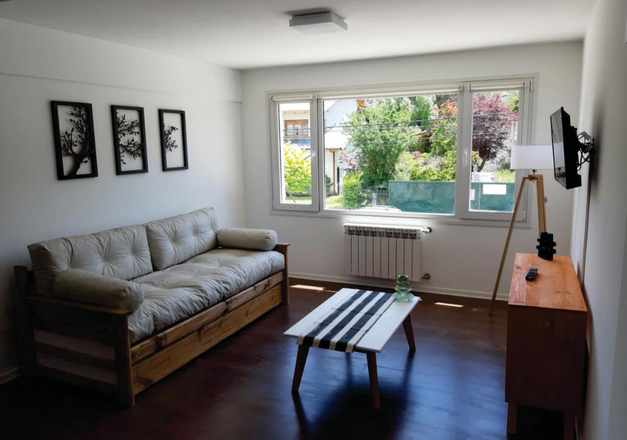 Departamento En El Centro De Bariloche Tbアパートメント エクステリア 写真